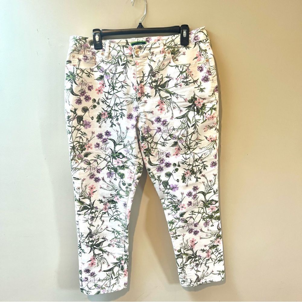 C Wonder botanical print mid rise waist jeans. Sz 14